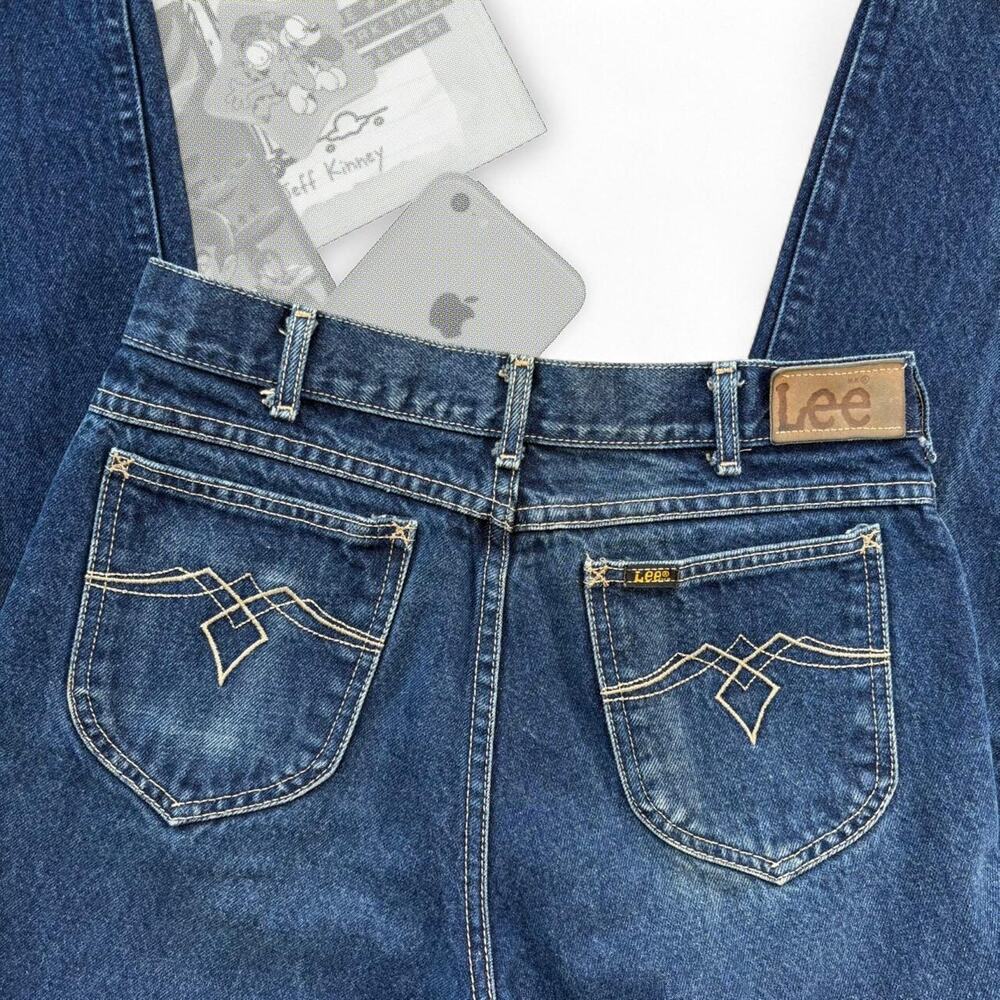 80’s Dark Blue Lee Straight Leg High Waisted Retro Mom Jeans